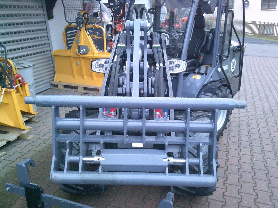 httpsimg.kleinanzeigen.deapiv1prod-adsimages0909e1527b-881c-4f96-93c3-cb3d365d1502rule_59