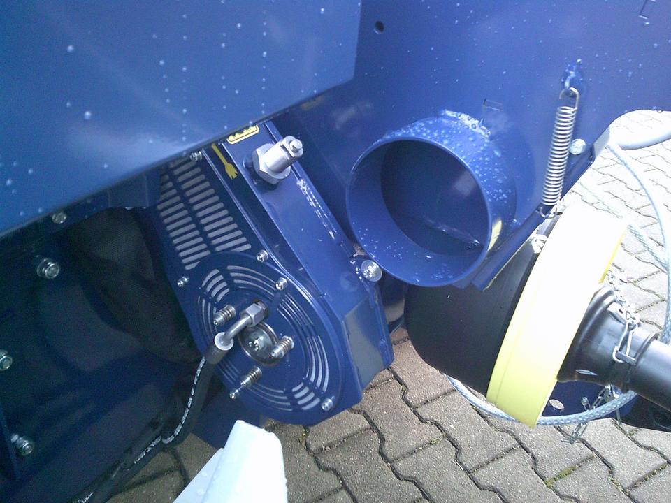 httpsimg.kleinanzeigen.deapiv1prod-adsimages67677a6ecb-1b45-4f3c-b9b1-4b22d7c2a52brule_59