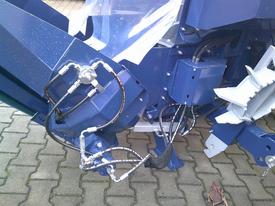 httpsimg.kleinanzeigen.deapiv1prod-adsimages77778acb7d-47fe-4581-85dd-ae0dfab35ff9rule_59