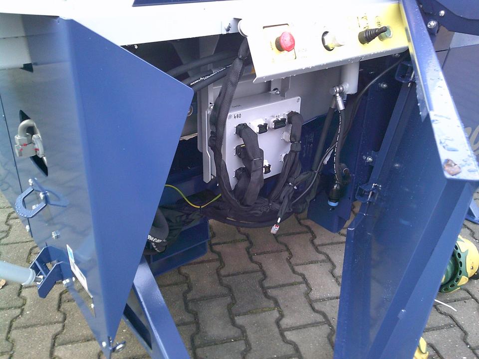 httpsimg.kleinanzeigen.deapiv1prod-adsimagesb9b98bfb91-87c5-4f8b-81ab-a444292c1138rule_59