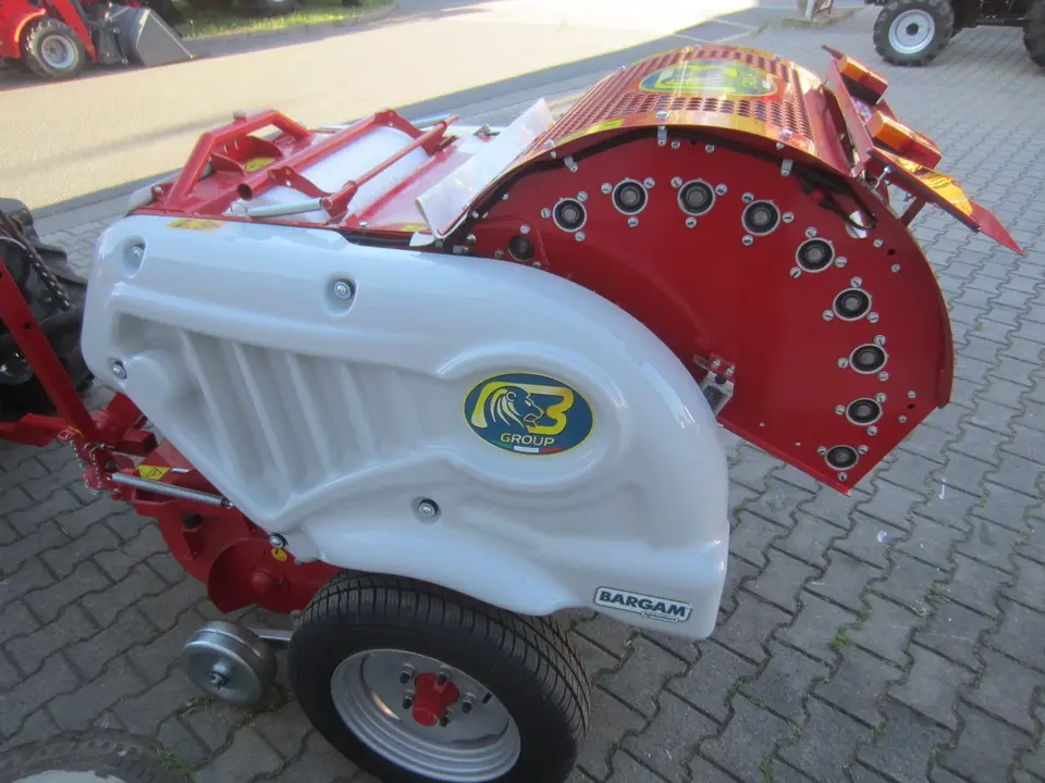 Rundballenpresse BARGAM MRX 60 WOLAGRI Vorführmaschine