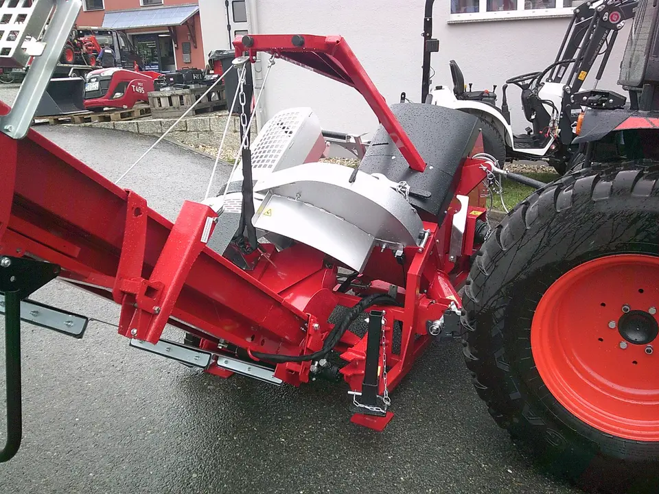 SIT 700 PE-CA mit automatischer Wippe und Förderband Vorführmasch