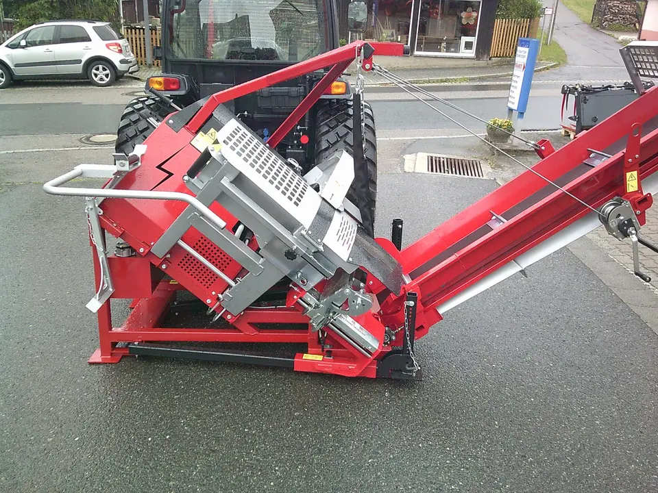 SIT 700 PE-CA mit automatischer Wippe und Förderband Vorführmasch
