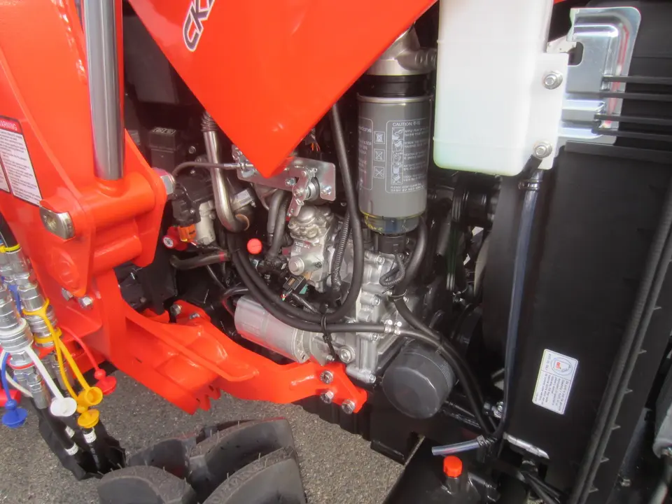 Allradtraktor KIOTI CK3530-EU Frontlader Neumaschine am Lager