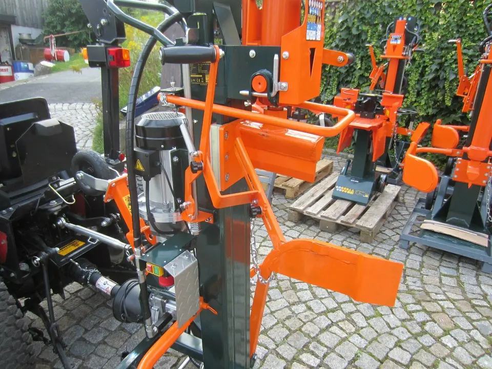 Holzspalter ECO LINE EL16/110Z PRO oder EL16/110DZ PRO