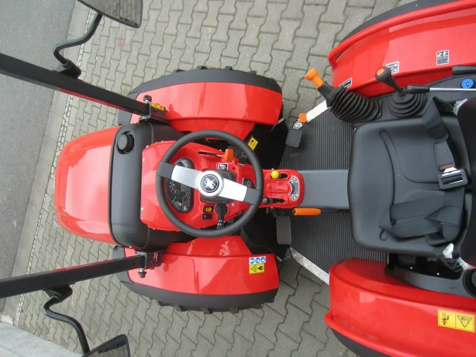 Allrad Traktor CARRARO TIGRE 3800 am Lager sofort 15.957,- netto