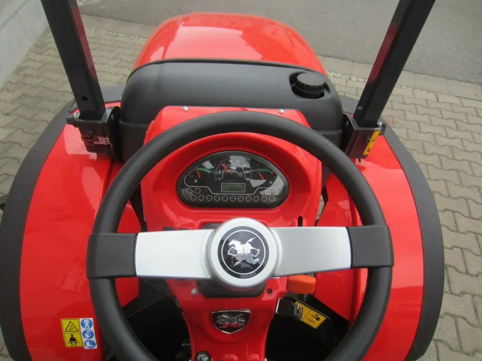 Allrad Traktor CARRARO TIGRE 3800 am Lager sofort 15.957,- netto