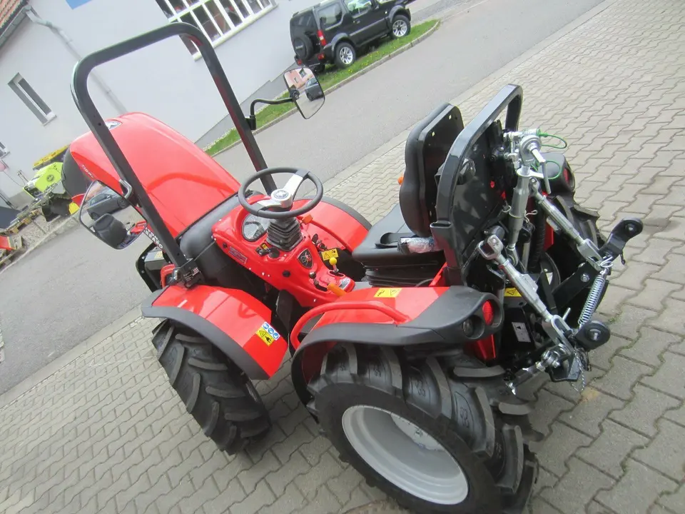 Allrad Traktor CARRARO TIGRE 3800 am Lager sofort 15.957,- netto