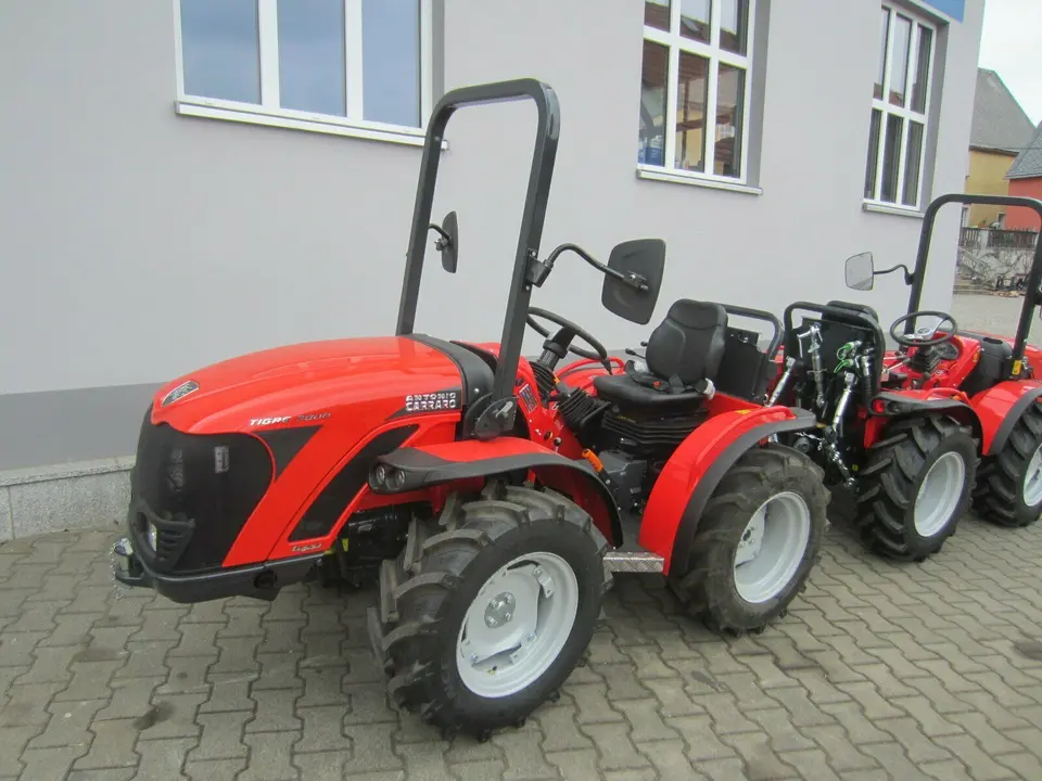 Allrad Traktor CARRARO TIGRE 3800 am Lager sofort 15.957,- netto